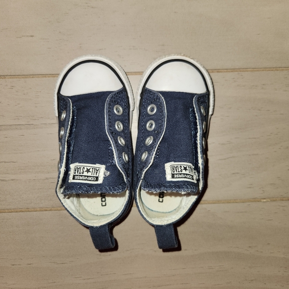 Converse All Star low top velcro toddler sneakers - Picture 7 of 8